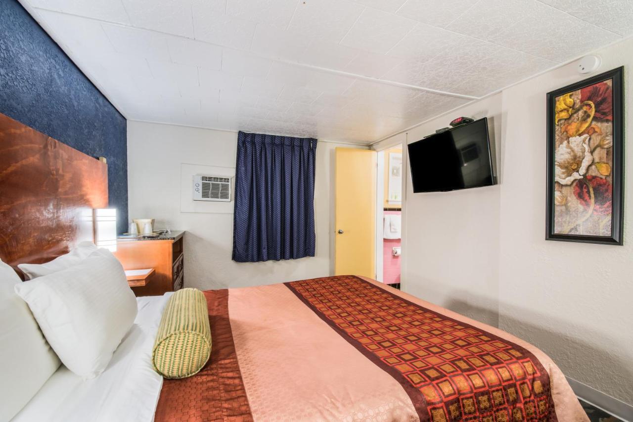 Highland Inn New Cumberland Zewnętrze zdjęcie