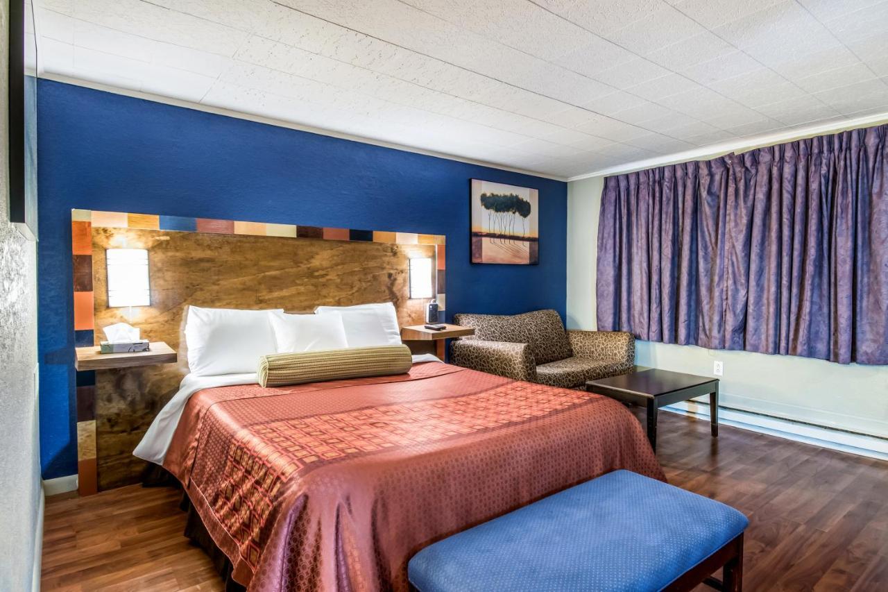 Highland Inn New Cumberland Zewnętrze zdjęcie